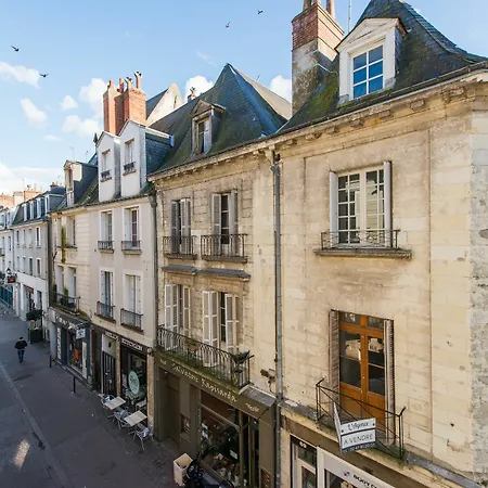 T2 Calme Colbert - Mytripintours * Tours